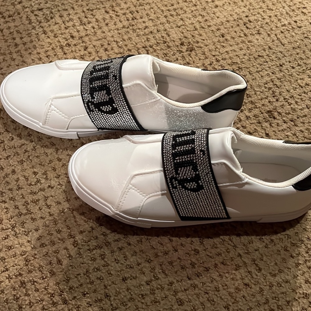New Juicy Couture White Sneakers - Picture 4 of 8